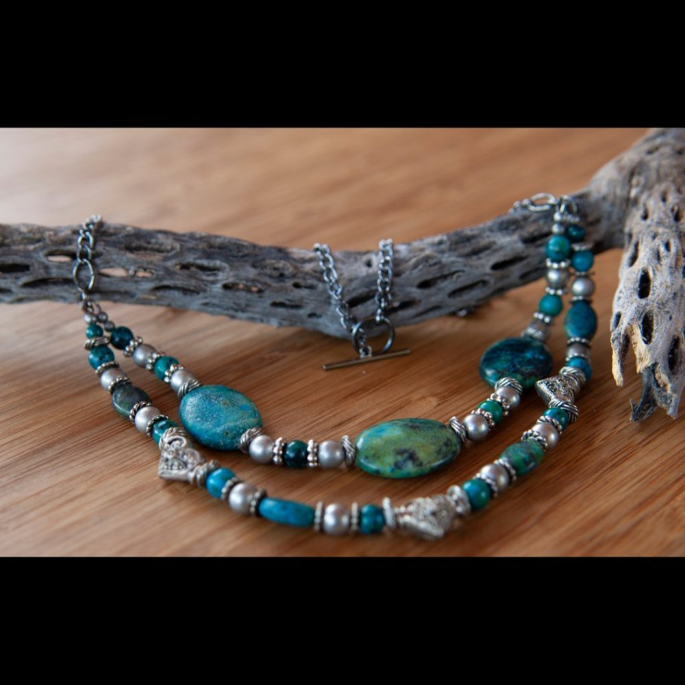 NEW HANDMADE - Double Strand Turquoise and Silver Tone Metal Beads - Picture 4 of 9